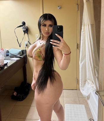 Annie, 25 Asian female escort, Newark